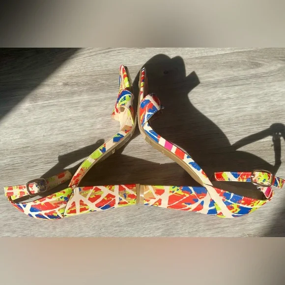 BAMBOO Rampage Colorful Abstract Heels - Picture 3 of 6